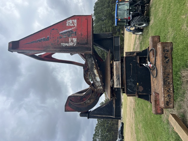 Caterpillar #559B, Log Loader, 2012 - Image 7