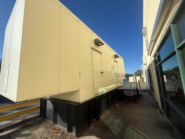 890 KW Diesel Generator, 1194 HP, MTU 12V 2000-G85 Engine, Multi Voltage, sound attenuated enclosure, 263 - Image 4