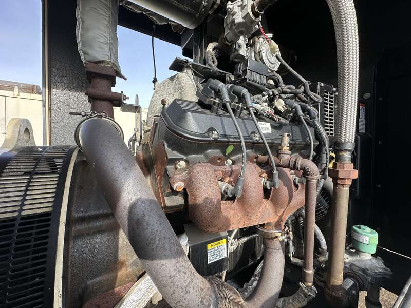 100 KW Kohler #100REZG, Natural gas / propane generator set, 120/208 Volts, 351 hours, 195 HP at 1800 RPM, GM - Image 5