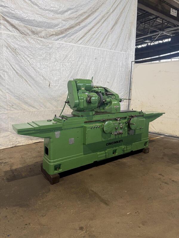 18" x 36" Cincinnati, universal cylindrical grinder, 50-500 RPM, 14" x 1.5" x 5" bore wheel - Image 3