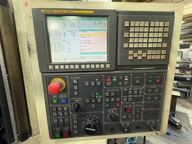 Daewoo Doosan #Puma-V400M, CNC lathe, 15" chuck, 12 turret, chip conveyor, live mill, 2012 - Image 4