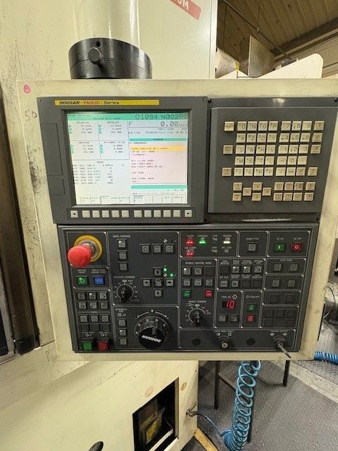 Daewoo Doosan #Puma-V400M, CNC lathe, 15" chuck, 12 turret, chip conveyor, live mill, 2012 - Image 5