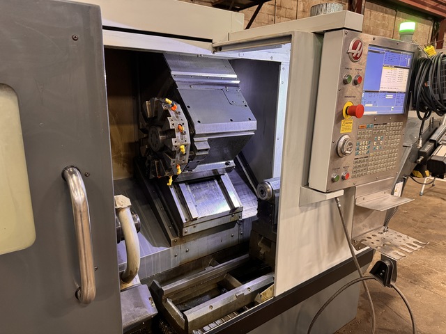 Haas #ST-15, CNC Lathe, 7.9" X, 16" Z, 16.5" max. part swing, 12" max. cutting diameter, 16" max. cutting - Image 3