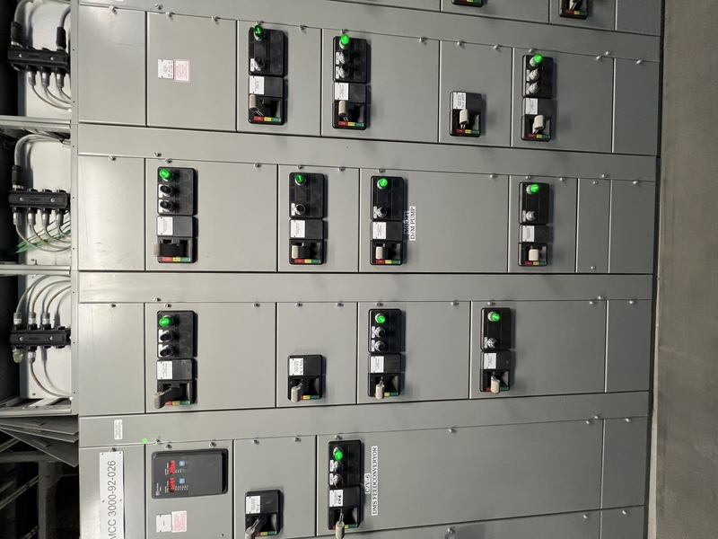 Cutler-Hammer, Advantage-2100, Motor Control Center, 1200 amps, 11 sections, 600 Volt, 3PH, 2002, (3 - Image 5