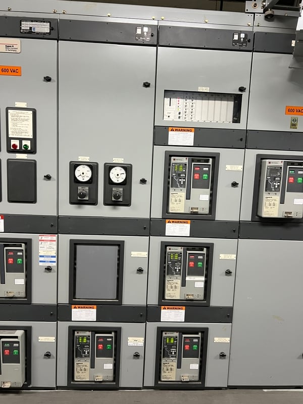 Cutler-Hammer #Magnum-DS, Metal Enclosed Low-Voltage Switchgear w/ Tie Breaker, 3200 amps, 600 Volts, 3PH - Image 4