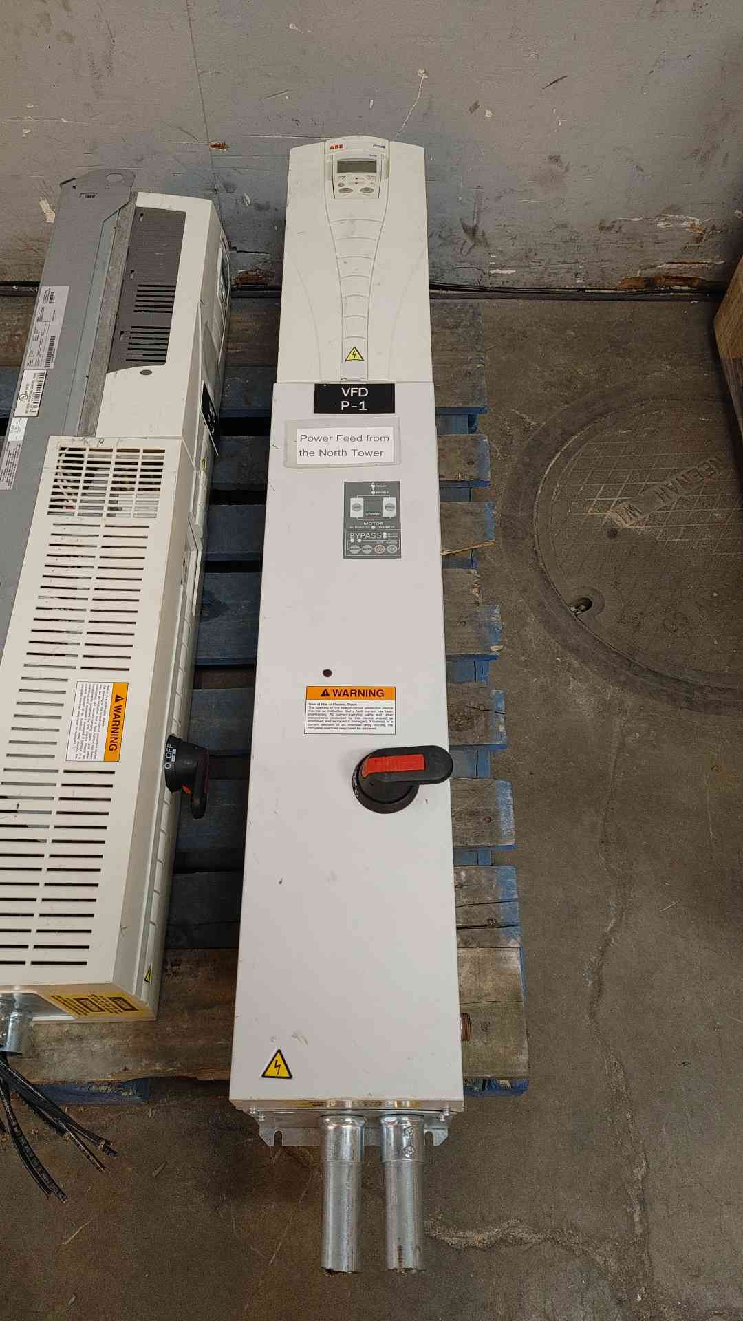 ABB, ACH550-VD-31A-4, VFD, HVAC Drive w/ E-Clipse Bypass & Disconnect, 20HP, 480 Volts - Image 1
