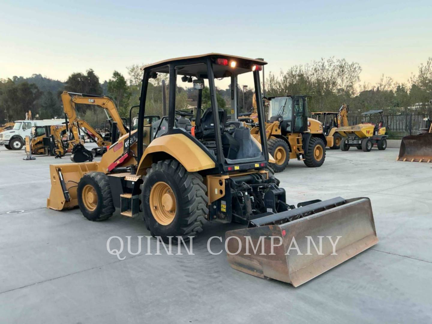 Cat 415F2 IL, Backhoe Loader, 2967 hours, S/N: PF400861, 2018 - Image 4