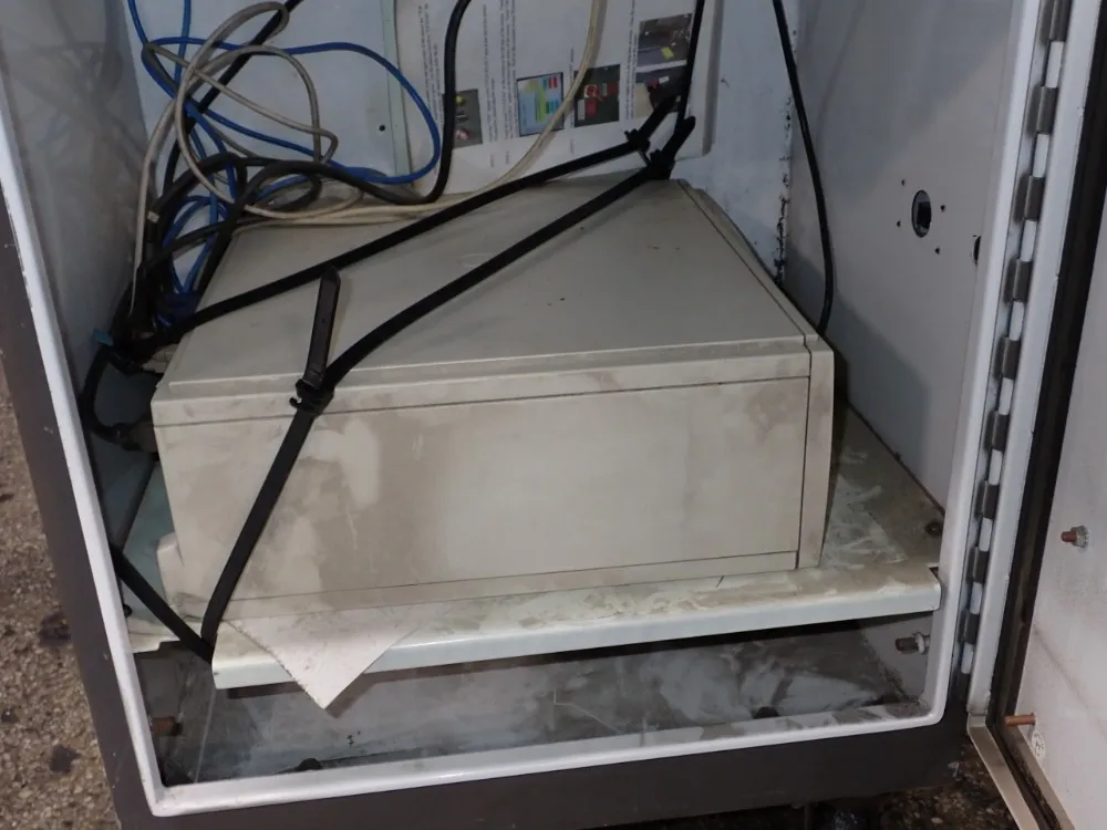 Zed #SNT, Skin Packaging Machine, 18" x 24", GE Fanuc PLC, ELO Control, chiller, 2001 - Image 7
