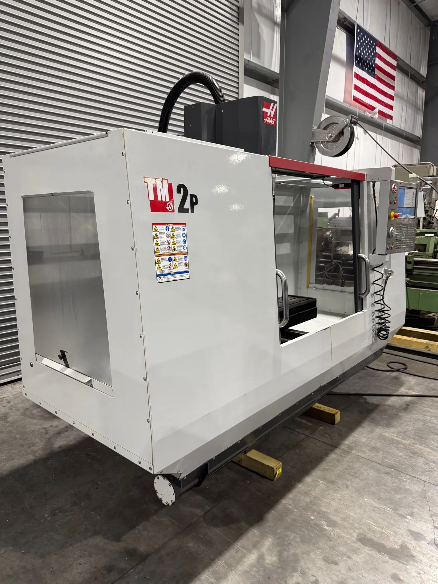 Haas #TM-2P, CNC vertical machining center, 10 automatic tool changer, 40" X, 16" Y, 16" Z, 6000 RPM, #40 - Image 4