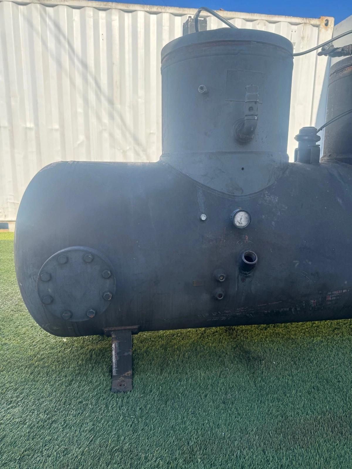 315 gallon 44" x 96", Silvan Industries #237225, Horizontal Carbon Steel Pressure Tank - Image 4
