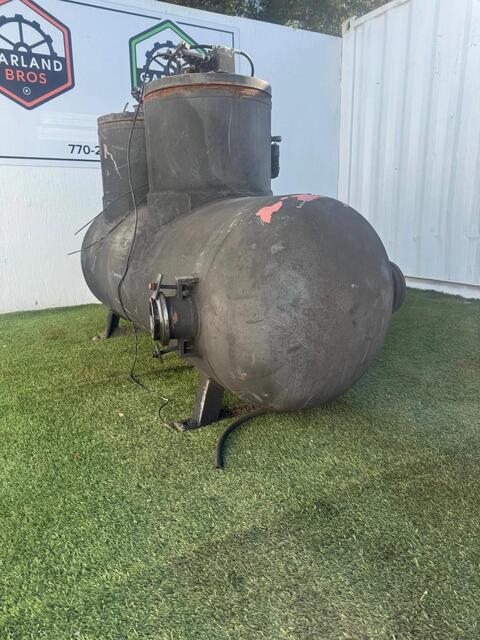 315 gallon 44" x 96", Silvan Industries #237225, Horizontal Carbon Steel Pressure Tank - Image 9