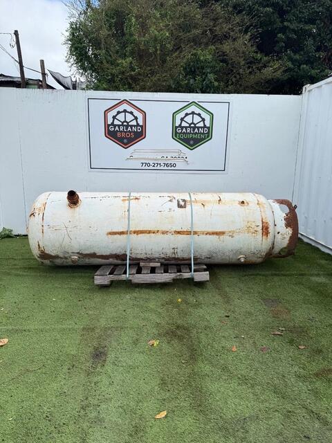 475 gallon 165 psi, 40" x 130", Steel Fab, Horizontal Carbon Steel Pressure Tank, 450°F max. operating - Image 1