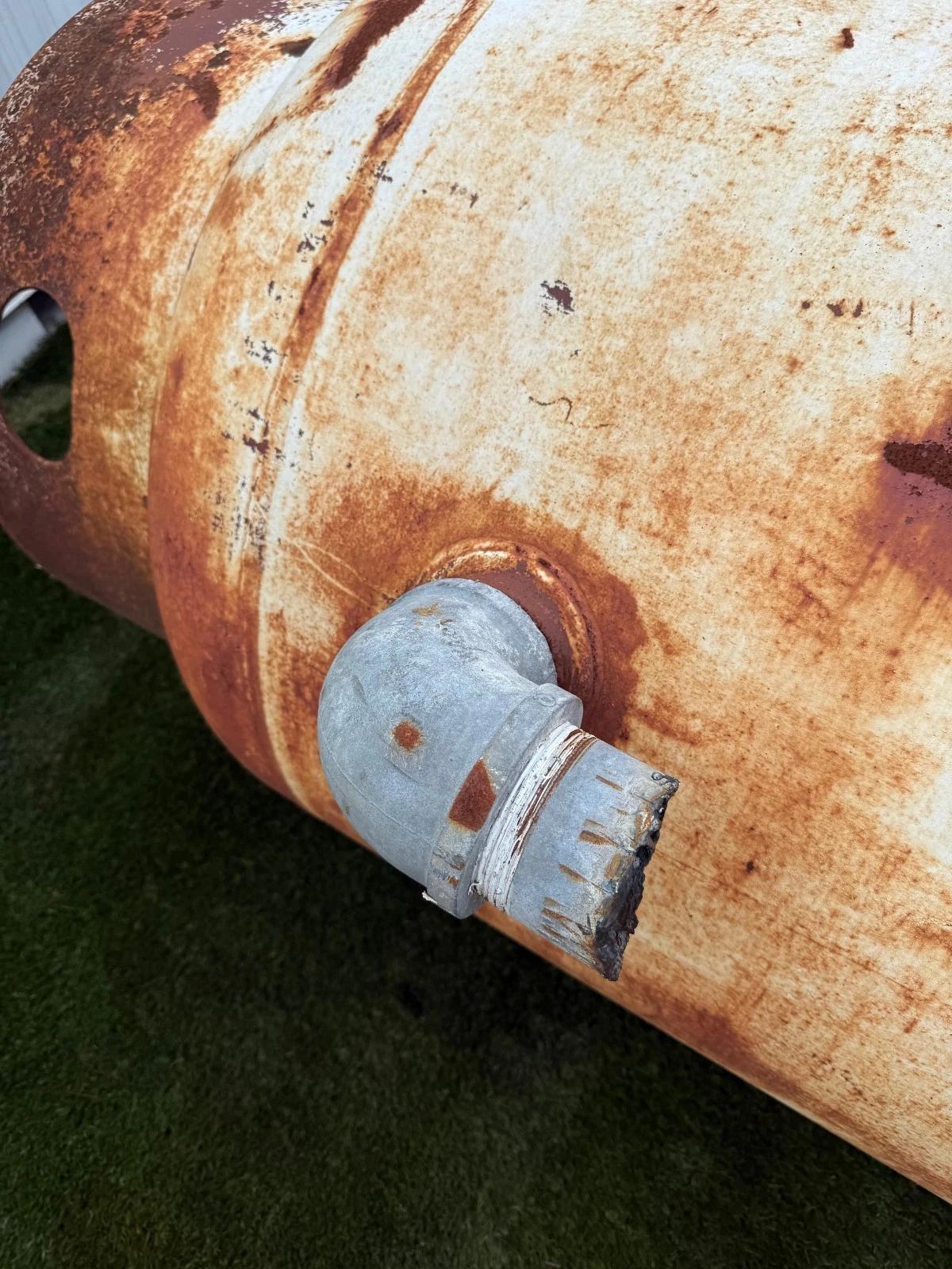 475 gallon 165 psi, 40" x 130", Steel Fab, Horizontal Carbon Steel Pressure Tank, 450°F max. operating - Image 6