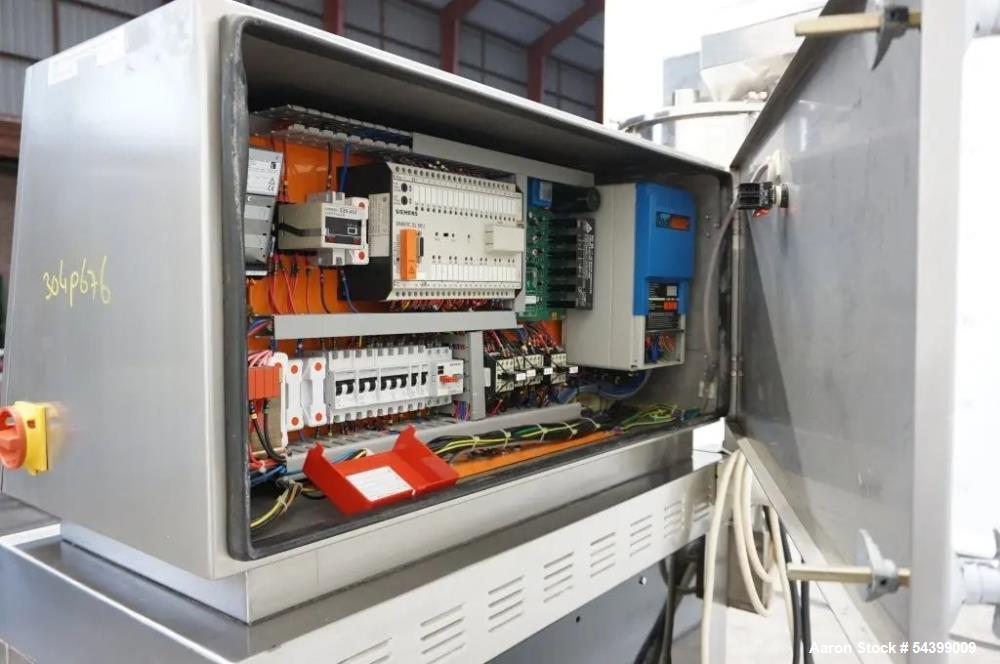 1.2" APV #PGX-30, twin screw extruder, 10:1 L/D, 161 RPM, 66 PPH, w/ K-Tron T22 compounding system - Image 9
