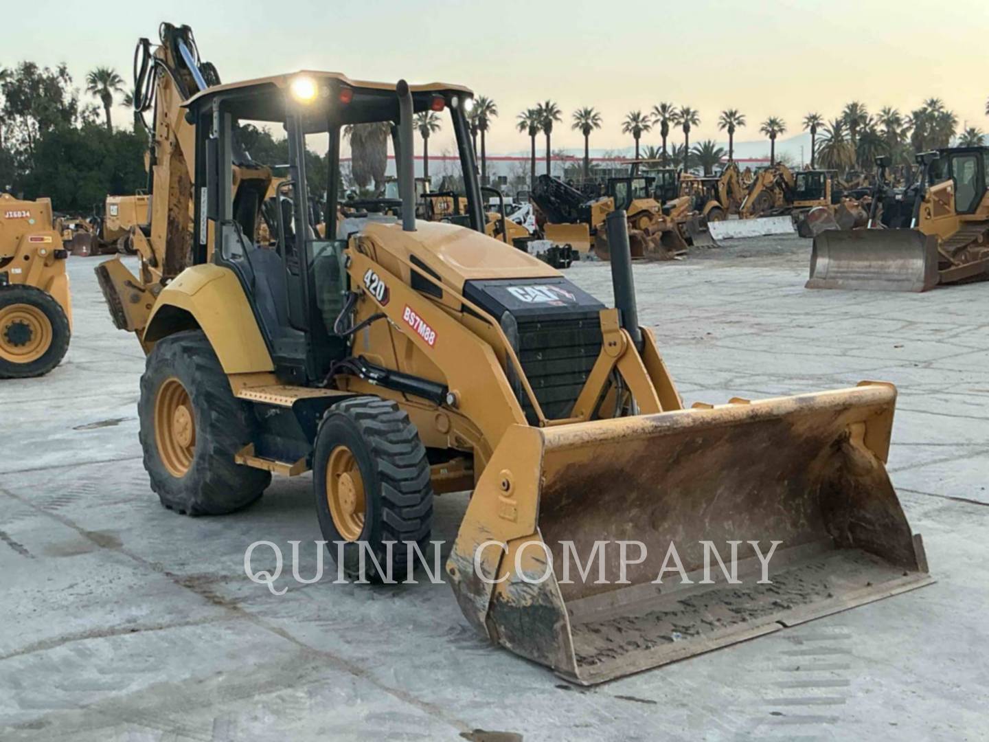 Cat 420, Backhoe Loader, 1957 hours, S/N: H8T02005, 2022 - Image 2