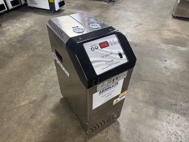 Advantage Sentra #SRV-1035, temperature controller, 32-250°F, 3/4 HP, 14 amps, 460 V., new, 2025 - Image 1