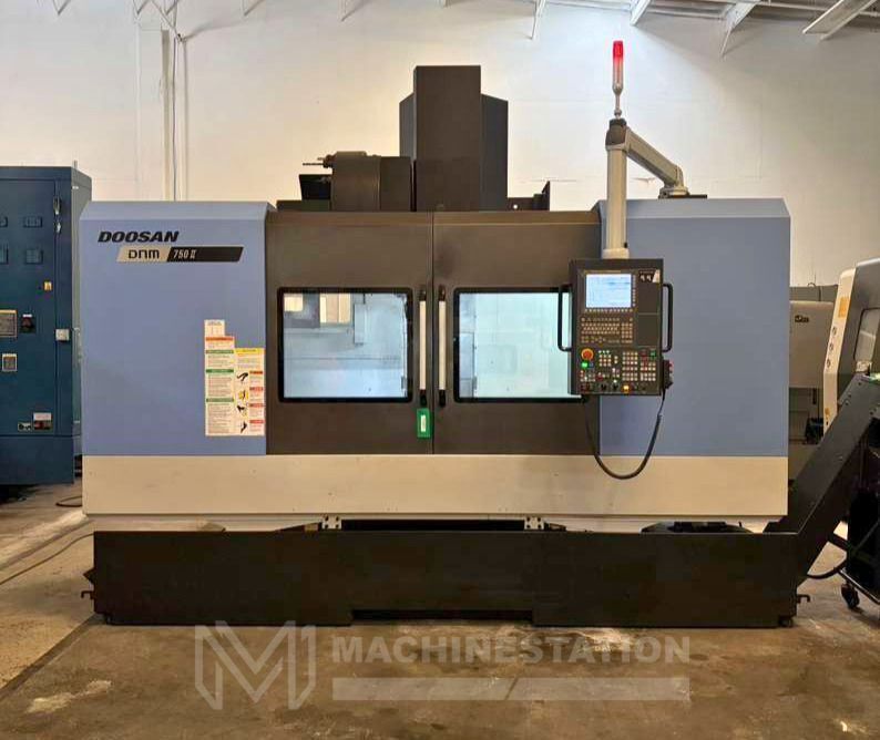 Daewoo Doosan #DNM-750II, CNC vertical machining center, 30 automatic tool changer, 64.2" X, 30" Y, 25.6" Z - Image 2