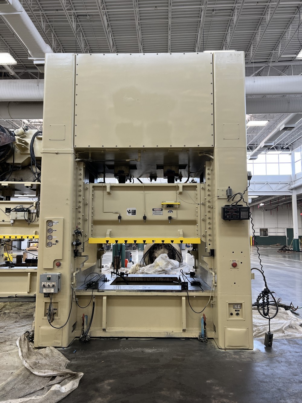 250 Ton, Stamtec #S2-250, hydraulic press, 9.8" stroke, 22" die height, 5.9" slide adj., 50 HP, 20-50 SPM - Image 1