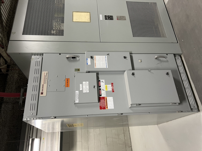 Cutler-Hammer/LG, Low Voltage Double-Ended Unit Substation, 3200 amp switchgear w/ Tie Breaker, (1) 2000 KVA - Image 5