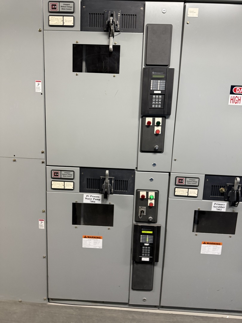 1000 Amps Cutler-Hammer, Ampgard Switchgear, metal-enclosed lineup, 4160 Volt, 3PH, (4 available) - Image 2