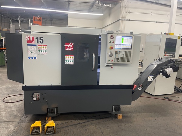 Haas #ST-15, CNC lathe, 27" swing, 8" chuck, 2.5" bar, 14" dia., 16" lgth, 20 HP, 4000 RPM, chip conveyor - Image 1