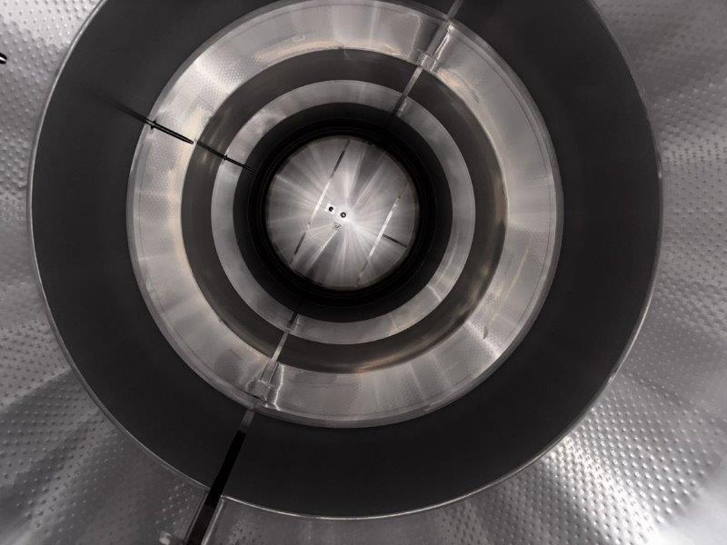 16,600 gallon Mueller, Stainless Steel Jacketed Vertical Tank, 121" diameter x 444" height, 15 psi @ 100&deg;F - Image 5