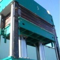 600 Ton, Columbia, 4 post press, 104" x 54", 36 stroke, 105" BH, 62" DL - Image 2