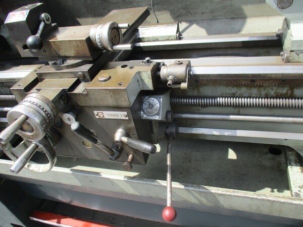 15" x 50" Clausing Colchester, Lathe, In/Mm, 2000 RPM, 9.5" swing over cross slide, 2000 RPM, 7.5 HP - Image 10