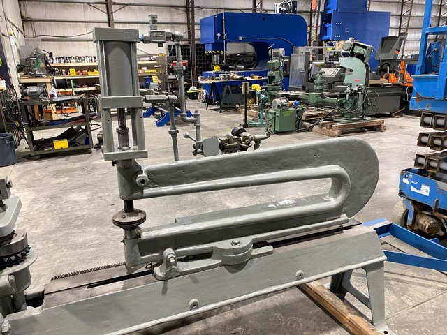 10 Gauge x 6' Niagara #208-A, Flanging Machine, 38-1/2" throat, 200 RPM, 51 FPM, 14-73" diameter - Image 4