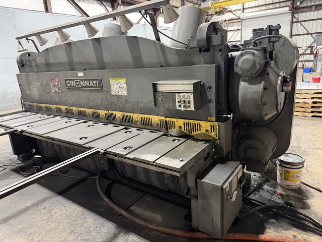 3/8" x 12' Cincinnati #2512G, Mechanical Power Squaring Shear, 12' overall, 147" between housing, 50 SPM, 20 - Image 4