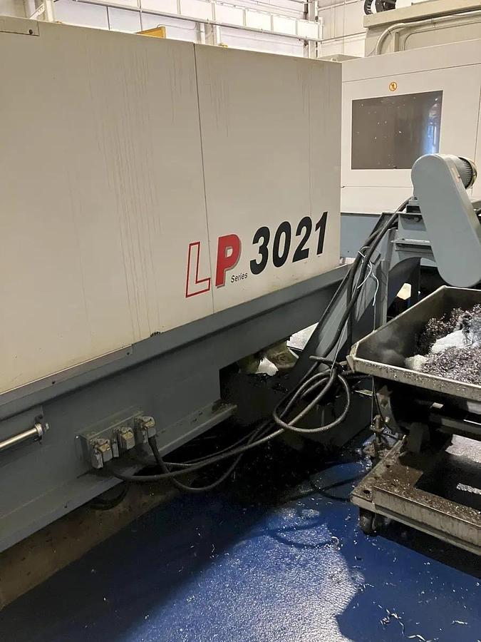 Awea #LP-3021, CNC Bridgemill, 118.1" x82.6" x31.4", 30/35 HP, 4500 RPM, 32 automatic tool changer, 90.5# - Image 4