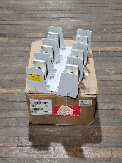 Eaton #JM60600-3CR, Modular Fuse Holder Block, 3P, 600 Volts, Class J, unused - Image 1