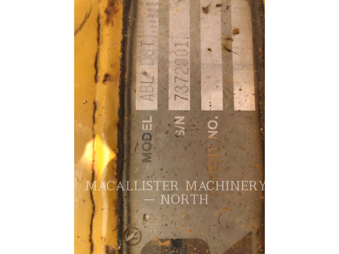 Rockland Inc D8T ANGLE BLADE, Blade, S/N: 7373001, 2013 - Image 3
