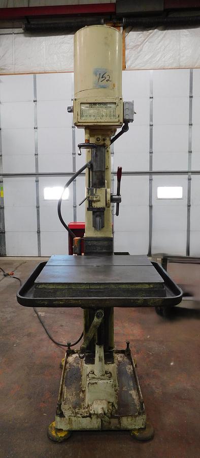 28" Leland-Gifford, single spindle drill, 25" x 25" table, 150-3000 RPM, #2MT, manual down feed - Image 1