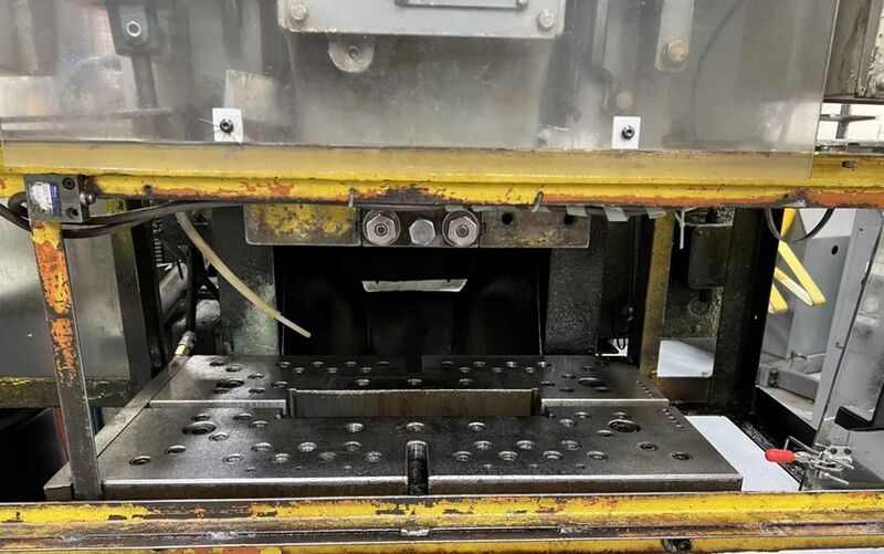 38.5 Ton, Komatsu #OBS35-3, open back vari-speed mechanical gap frame press, air clutch & brake - Image 10