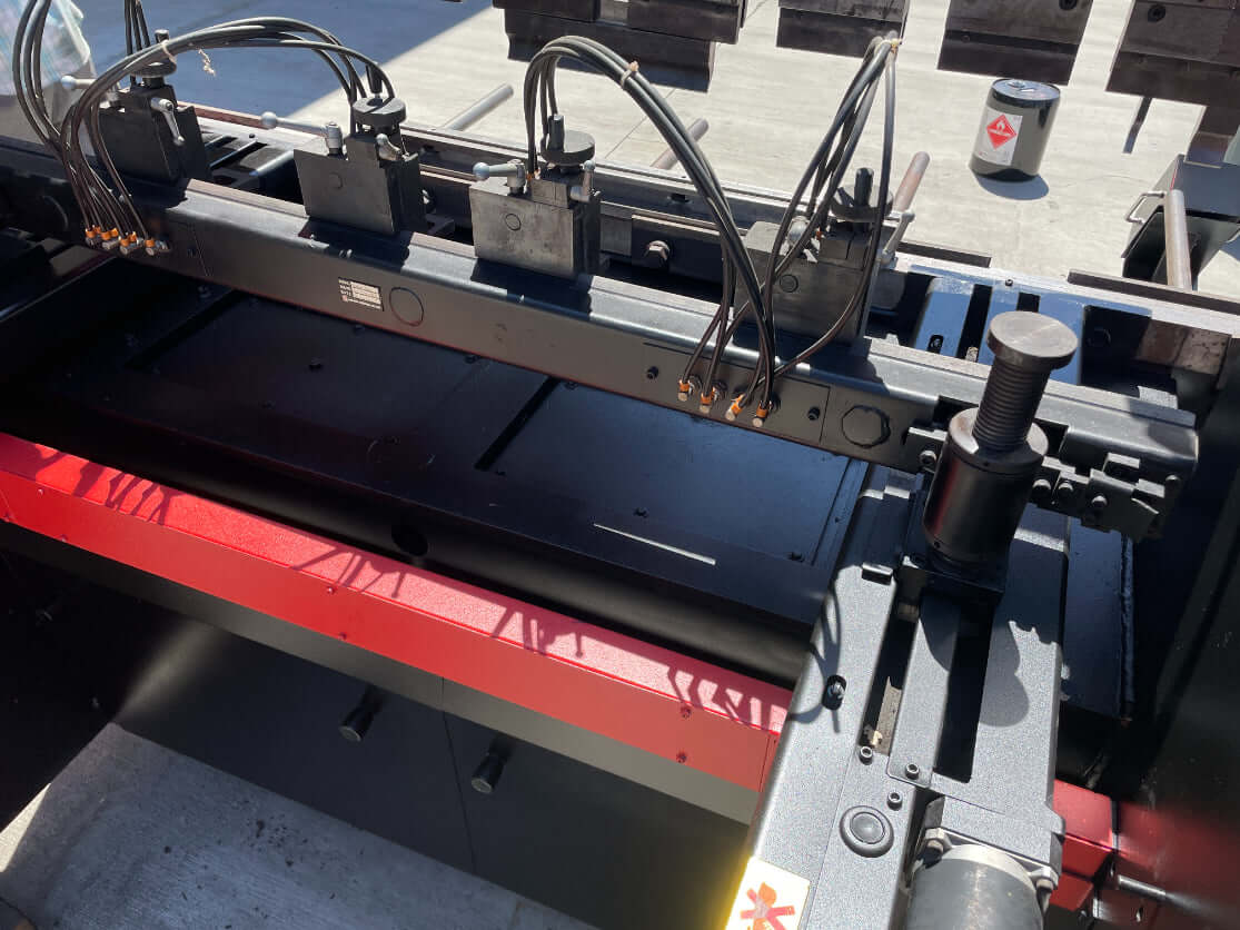 55 Ton, Amada #RG-50, CNC press brake, 6.5'OA, 59.9" between housing, 3.9" stroke, 15.76" throat, 14.6" open - Image 3