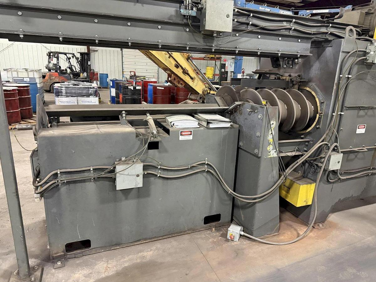 Pangborn #ES1845, Screw-Type Shot Blast Machine, (2) 25 HP wheels, 2" diameter max. part size, dust - Image 7
