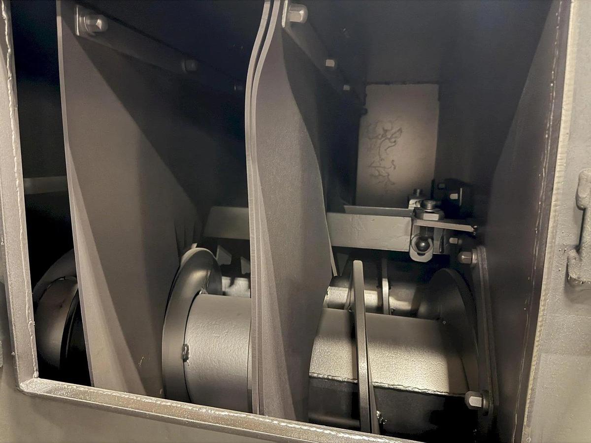 Pangborn #ES1845, Screw-Type Shot Blast Machine, (2) 25 HP wheels, 2" diameter max. part size, dust - Image 9