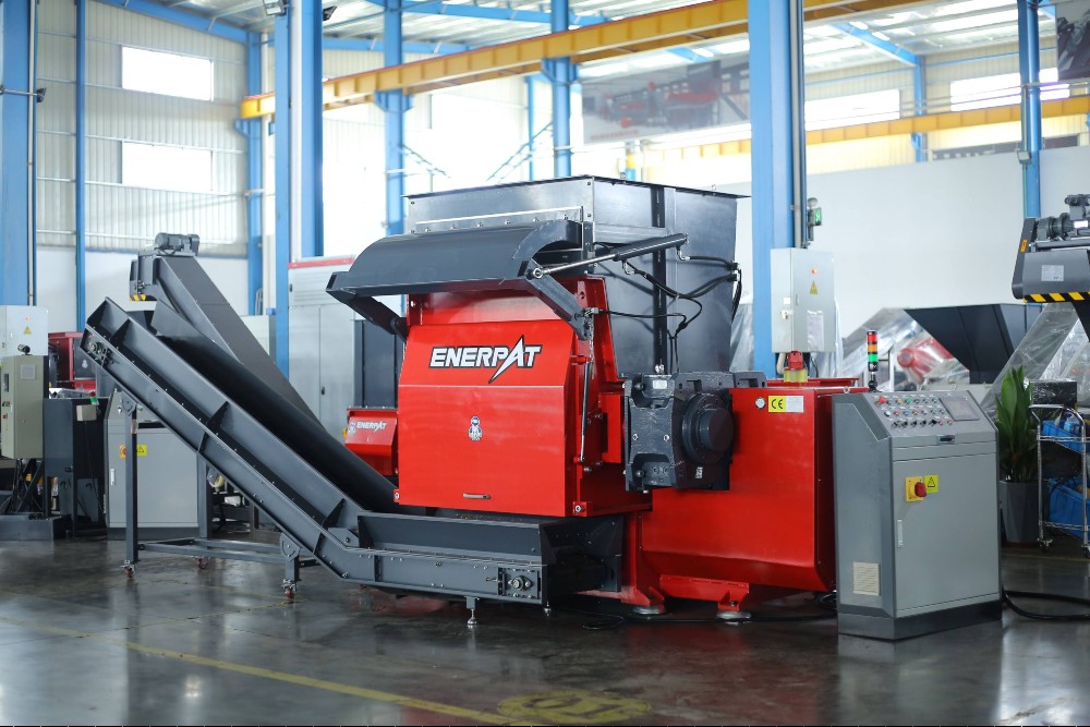 Enerpat #MSA-F, Single Shaft Shredder for plastic, wood, 0.3-10 t/h, 24-59" Shredding Chamber, 25-100 HP - Image 4