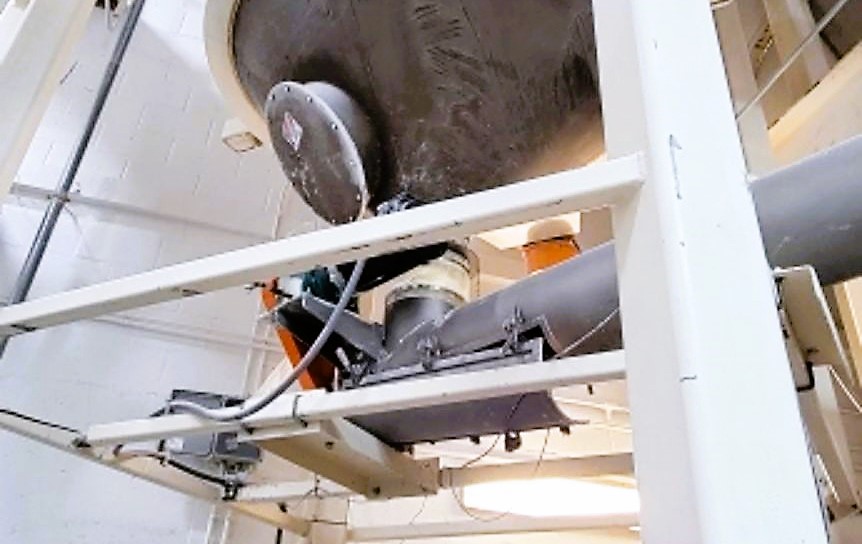 9" diameter x 7' long, metalfab stainless steel screw conveyor, 1 HP, quick opening inspection door - Image 5