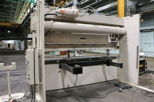 140 Ton, Wysong #MTH-140-144, hydraulic press brake, 12' overall, 120" between housing, 8" stroke - Image 3