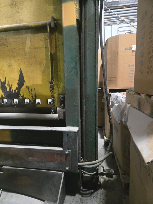 Custom, Hydraulic Guillotine Rubber Bale Cutter, 86" blade width, 60" daylight under blade, 25 HP, 460 Volt - Image 4