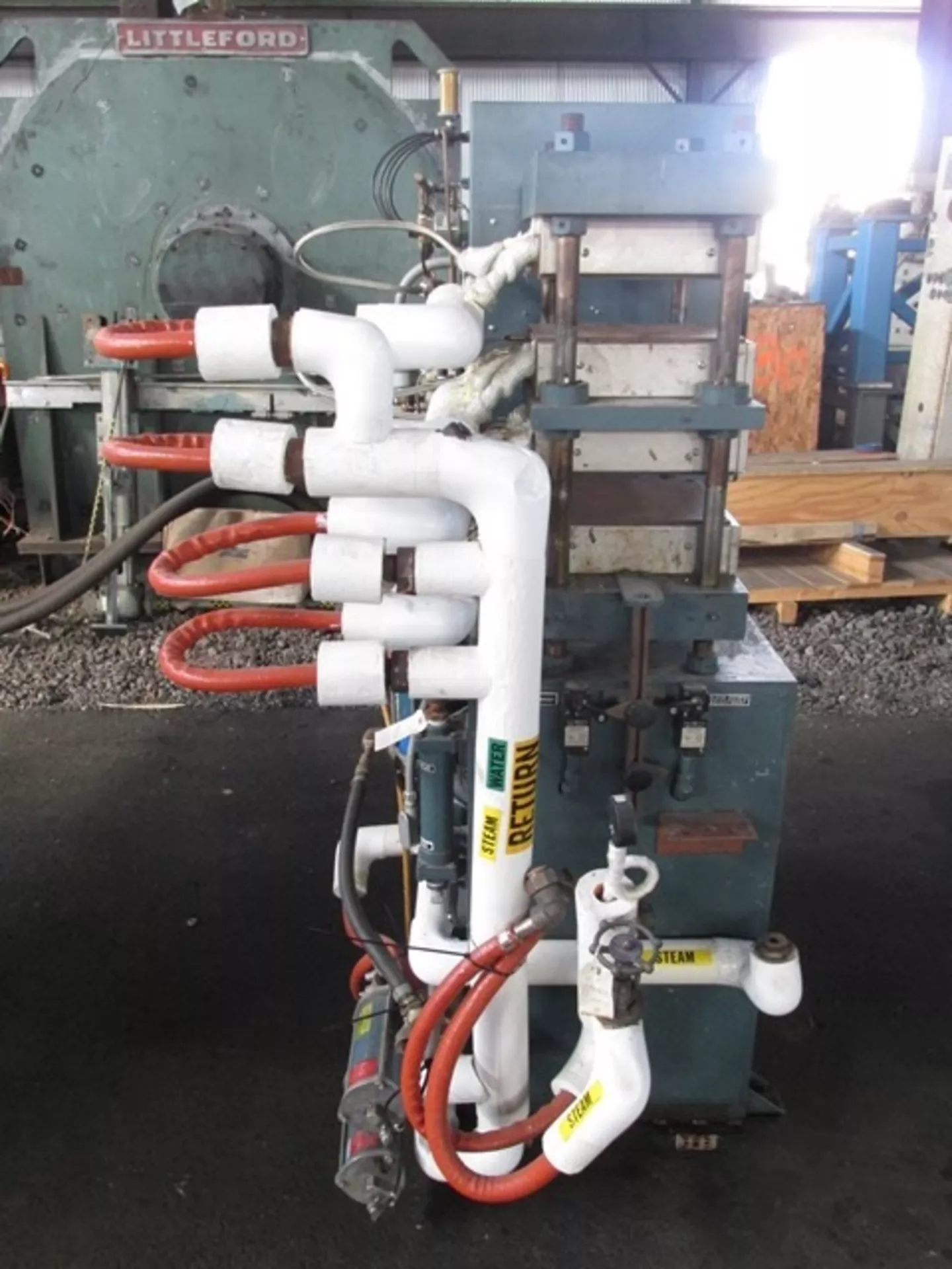 30 Ton, Wabash #30-1212-4STMBX, 4-Post Hydraulic Lab Press, 12" x 12" steam heated/water cooled platens - Image 4