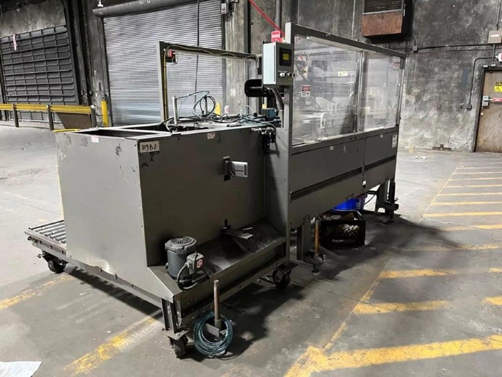 Pearson #R235T, Case Erector, 2" bottom tape, up to 35 cases/minutre - Image 2