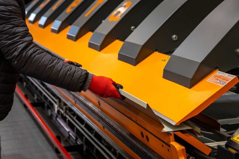 Stefa #VHB-Series, Long Folder, 1.5 mm Cut capacity, 7.5 kW Power - Image 10