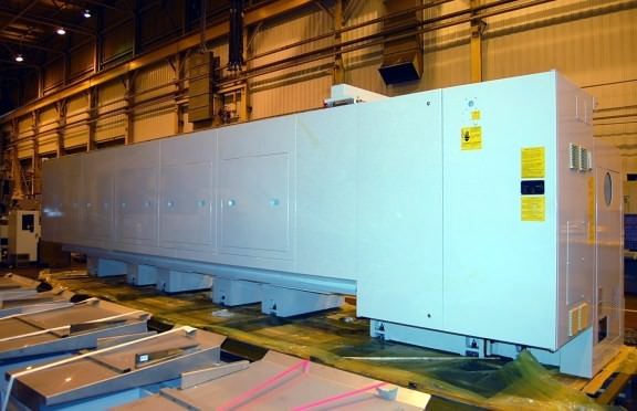 40" x 236" Microcut #BNC4000x6M, Fanuc OiTD, 8-pos.turret, (2) steadies, 2015, #24724 - Image 8