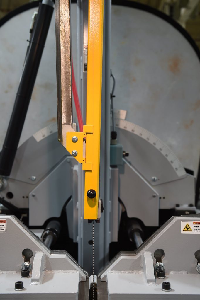 18" x 23" Hydmech #V-18-60, Semi-Automatic Vertical Band Saw w/Two-Way Miter, 1.25" x 203" Blade, 44" H - Image 3