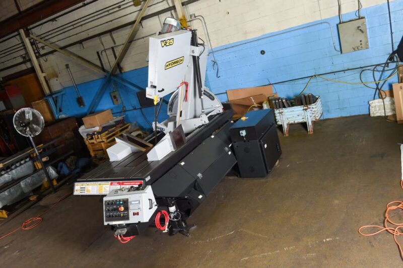 18" x 23" Hydmech #V-18-60, Semi-Automatic Vertical Band Saw w/Two-Way Miter, 1.25" x 203" Blade, 44" H - Image 5