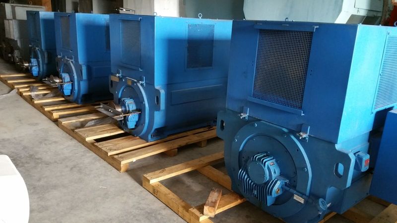 2000 HP 3570 RPM Toshiba, Frame 5811/12, weather protected enclosure type 2, 2300/4160 Volts - Image 1