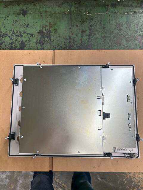 B & R Automation HMI Panel 5AP920.1505-KC5 24 VDC - Image 3